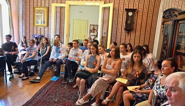 Tineri din România, Republica Moldova, Ucraina şi Ungaria s-au reunit la Oradea