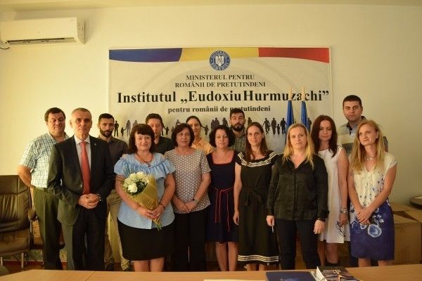 Directorul adjunct al liceului românesc din Tiraspol, Raisa Pădurean, premiată la Bucureşti