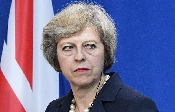 Premierul Theresa May afirmă că ameninţarea teroristă rămâne ridicată în Marea Britanie