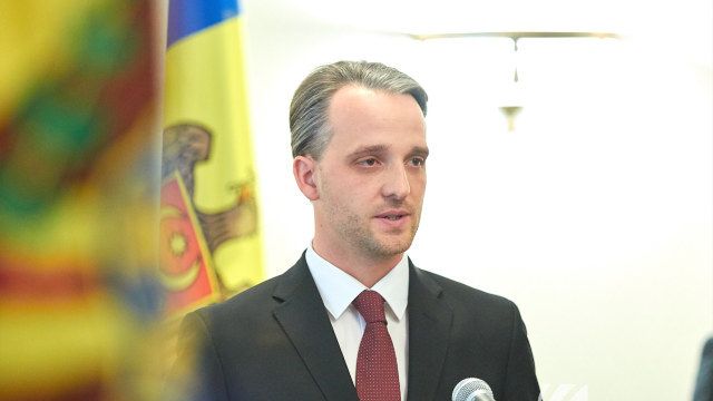 Ministrul Apărării de la Chişinău, în vizită oficială în România