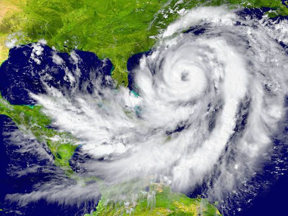 Uraganul Florence se apropie de coasta de est a SUA. Peste 98.000 de case au rămas fără curent