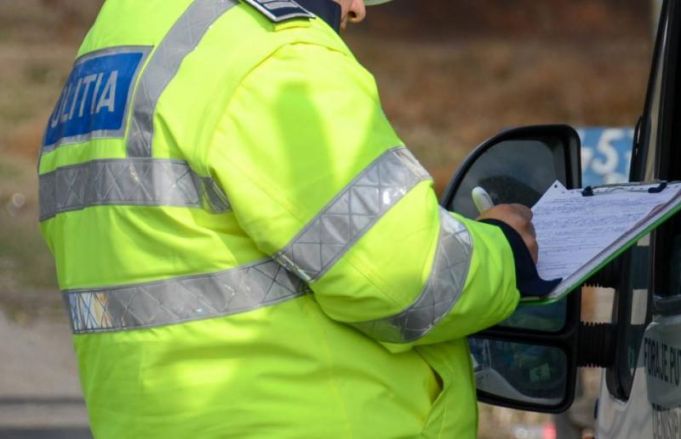 Un poliţist din Bălţi a cerut 200 de euro pentru a scăpa de răspundere o persoană vinovată de producerea unui accident rutier