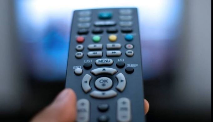 Numărul de abonaţi la serviciile TV contra plată, în scădere 