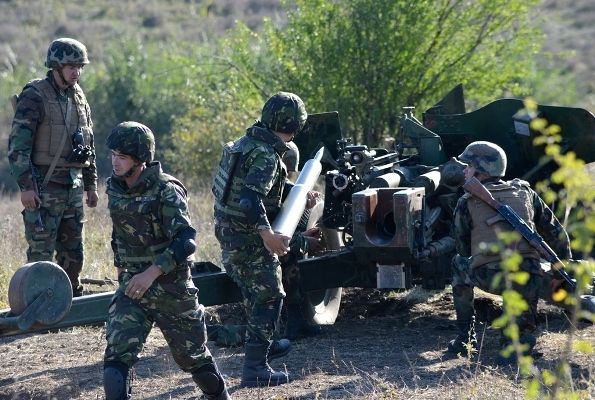 800 de militari ai Armatei Naţionale participă la exerciţiul multinaţional „Scutul de foc — 2018”