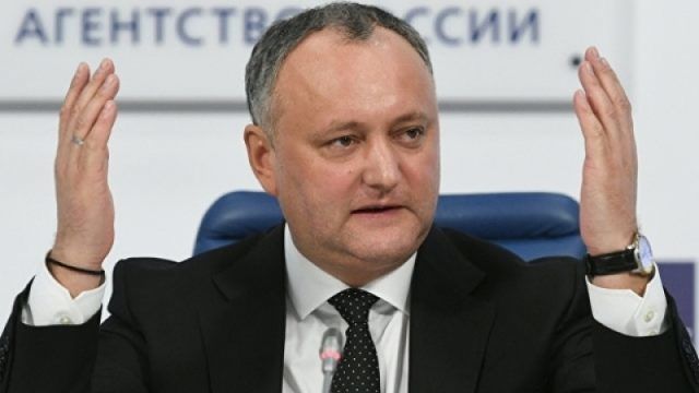 Opinie. Suspendarea temporară pe care o riscă din nou preşedintele Igor Dodon este ruşinoasă pentru R.Moldova