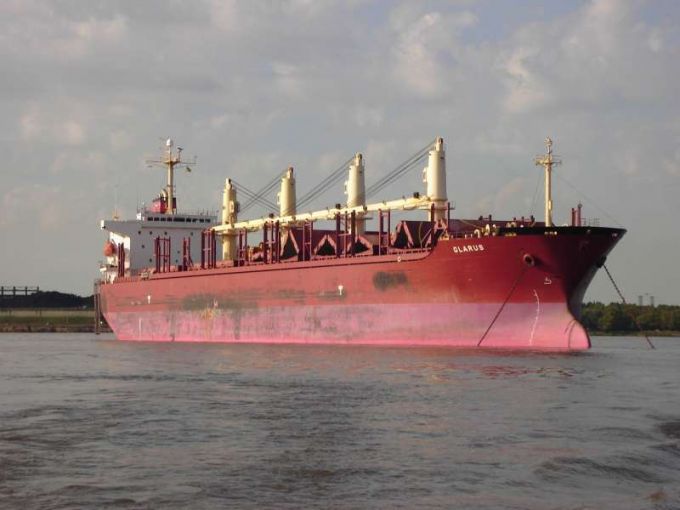 O navă comercială elveţiană a fost victima unui atac în largul apelor nigeriene, membri ai echipajului au fost răpiţi