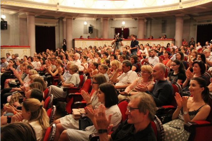 Spectacol aniversar în cinstea lui Ion Druţă prezentat la Teatrul Naţional „Mihai Eminescu”