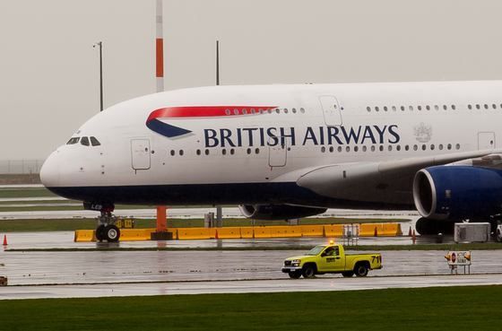 Datele de pe cardurile a 380 de mii de clienţi ai British Airways au fost furate