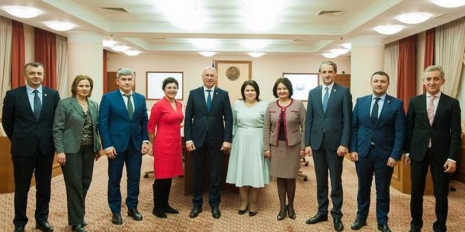 Fără cinci miniştri în Guvernul Republicii Moldova