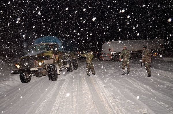 Armata Naţională, pregătită să intervină în zonele afectate de ninsori