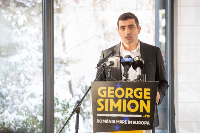 George Simion, preşedintele Acţiunii 2012, va candida independent la alegerile europarlamentare din mai