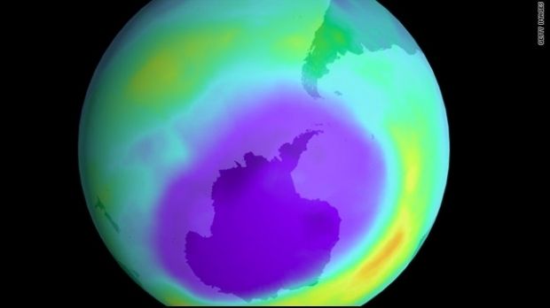 Gaura din stratul de ozon de deasupra Antarcticii se micşorează