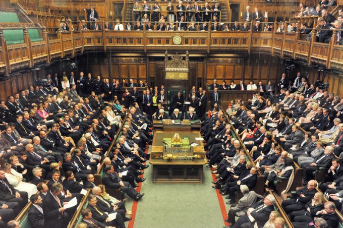 Parlamentul britanic va dezbate şi va vota planul B al Acordului Brexit. Pe ce dată va prezenta Theresa May planul