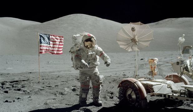 O mostră de rocă adusă de misiunea Apollo 14 de pe Lună ar proveni de pe Pământ