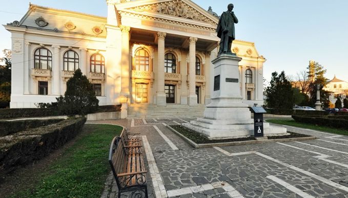 Teatrul Naţional "Vasile Alecsandri" din Iaşi, pe locul doi în clasamentul celor mai frumoase teatre din lume