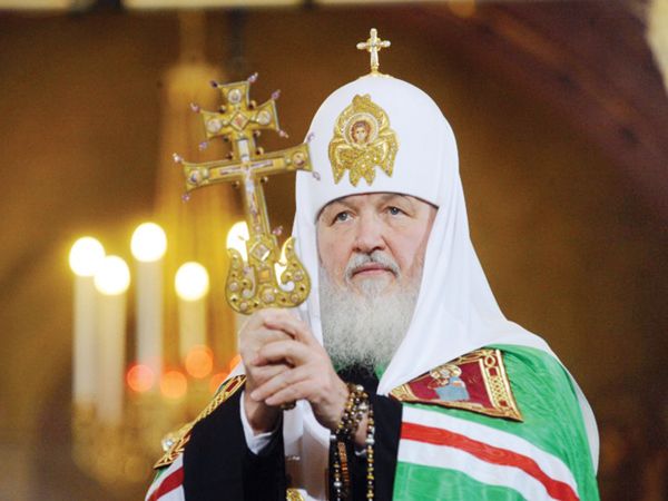AVERTISMENTUL Patriarhului Kirill: Folosirea smartphone-urilor duce la venirea Antihristului