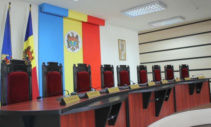 Reacţia CEC la acuzaţiile aduse de Ruslan Codreanu după ce nu a fost înregistrat în cursa electorală