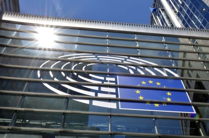 Comisia pentru Afaceri Juridice a Parlamentului European a dat undă verde candidaturii comisarului desemnat de România