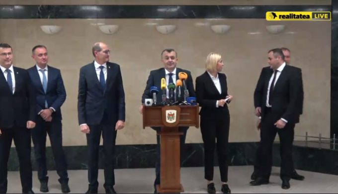 VIDEO/UPDATE:  Premierul Ion Chicu anunţă că preţul la gazul rusesc va fi micşorat începând cu 1 ianuarie
