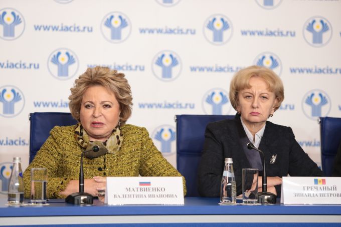 Zinaida Greceanîi: „Republica Moldova se întoarce plenar în CSI. Prioritatea noastră este atragerea investiţiilor...”