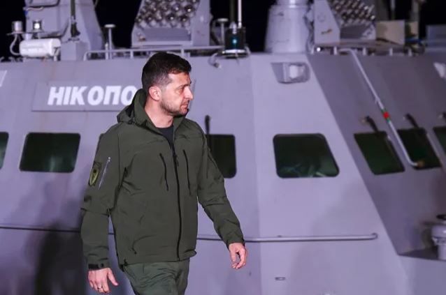 Zelenski l-a sunat pe Putin şi i-a cerut să returneze tot ce s-a furat de pe navele ucrainene