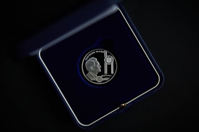 FOTO // BNM pune în circulaţie monede comemorative, de Ziua leului moldovenesc