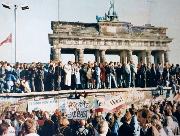 Trei decenii de la căderea Zidului Berlinului, marcate la Chişinău