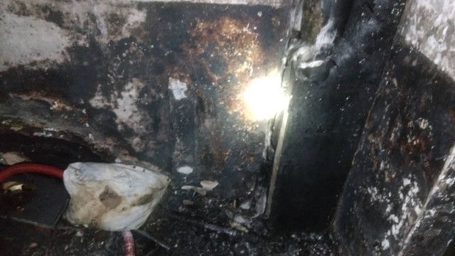 Un bărbat din Slobozia a ars de viu în propria casă. Flăcările au izbucnit de la o ţigară