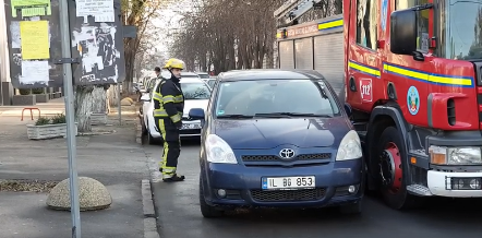 INP a identificat şi sancţionat unul dintre şoferii care a blocat, ieri, trecerea unei maşini de intervenţie a pompierilor