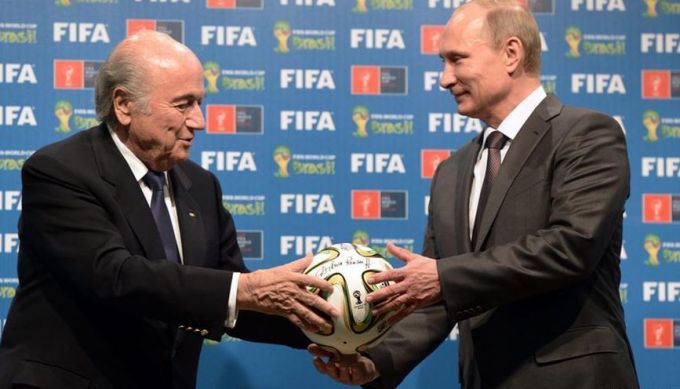 Putin şi Medvedev apar în raportul Departamentului de Justiţie privind mituirea şefului FIFA
