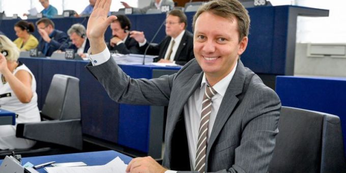 Siegfried Mureşan: Parlamentul European va adopta o rezoluţie despre Revoluţia din România