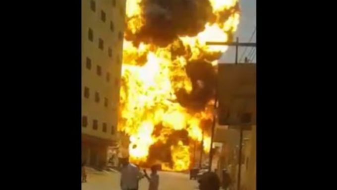 VIDEO. Explozie terifiantă într-o fabrică din Sudan! Sunt cel puţin 23 de morţi