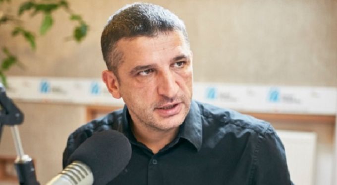 Vlad Ţurcanu a demisionat din fruntea Partidului Popular Românesc. Octavian Ţîcu anunţă o fuziune între membrii marcanţi ai românismului în Republica Moldova