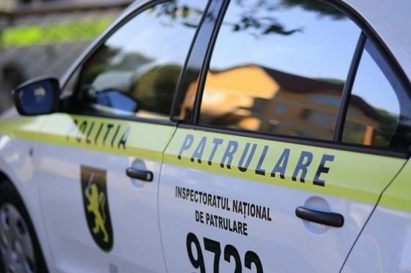Două persoane au fost reţinute după ce au atacat un echipaj al Poliţiei de Patrulare, la Comrat