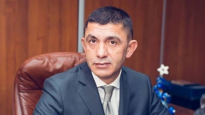 Alexandru Botnari renunţă la mandatul de deputat în favoarea celui de primar de Hânceşti