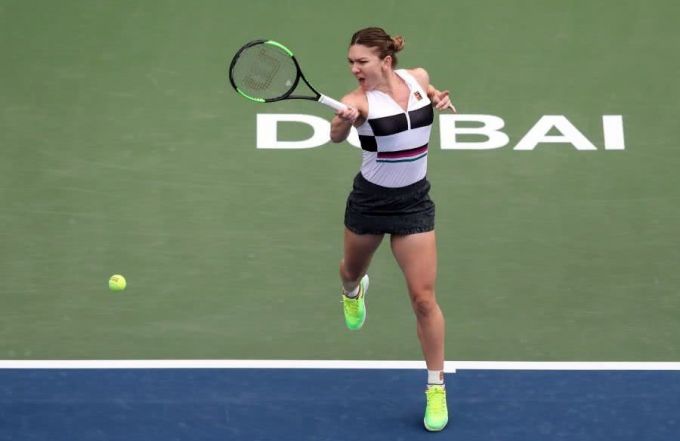 Simona Halep s-a calificat în optimi la turneul de la Dubai: Încerc să rămân concentrată
