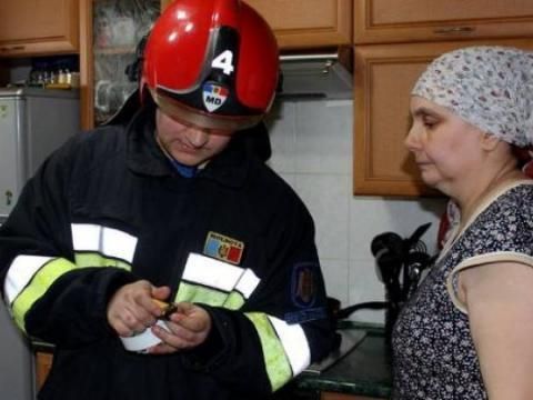 Pompierii continuă Campania Naţională O casă protejată – o viaţă salvată