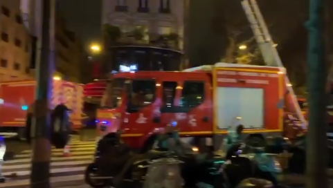Incendiu puternic într-o clădire rezidenţială din Paris. Cel puţin şapte persoane au murit