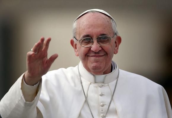 Papa Francisc a recunoscut că anumiţi preoţi şi episcopi au agresat sexual călugăriţe catolice