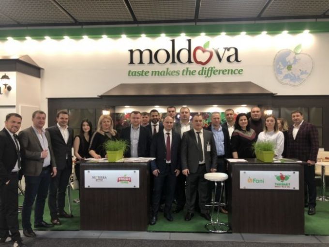 10 producători de fructe din Republica Moldova participă la expoziţia Fruit Logistica din Germania