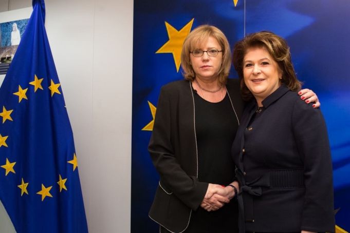 Comisarul european Corina Creţu a discutat viitorul politicii de coeziune cu ministrul român al fondurilor europene Rovana Plumb