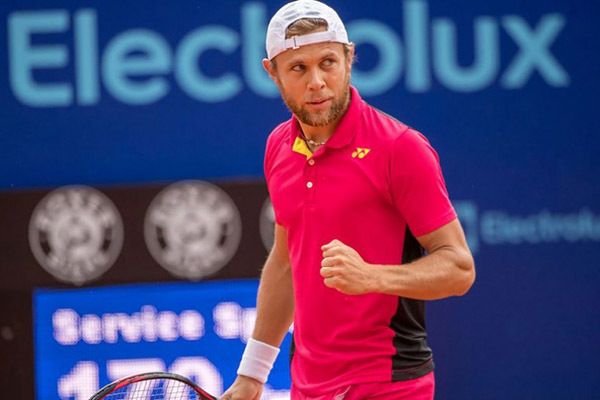 Tenismanul Radu Albot a debutat cu victorie la turneul ATP de la Montpellier