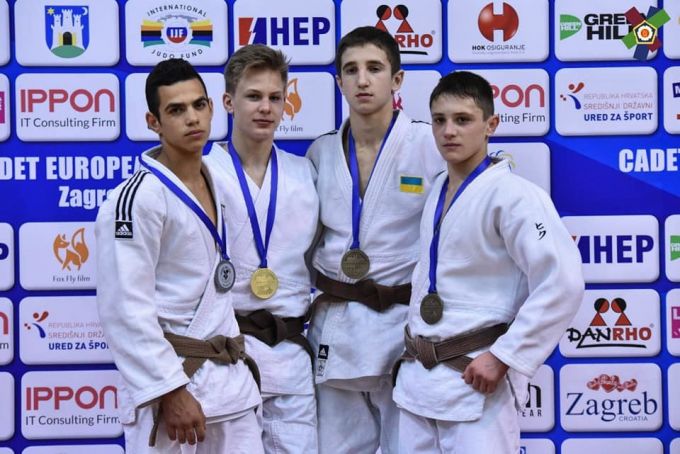 Judocanul Andrian Veste a cucerit bronzul la Cupa Europei printre cadeţi