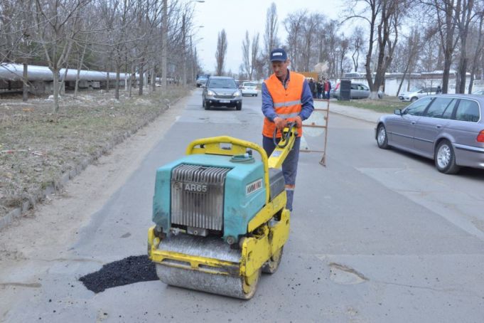 FOTO. Unsprezece străzi vor fi reparate în Chişinău 