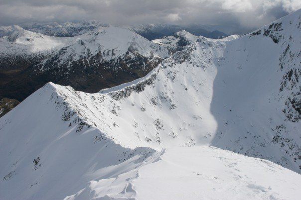 Doi alpinişti au murit într-o avalanşă produsă pe muntele Ben Nevis din Marea Britanie