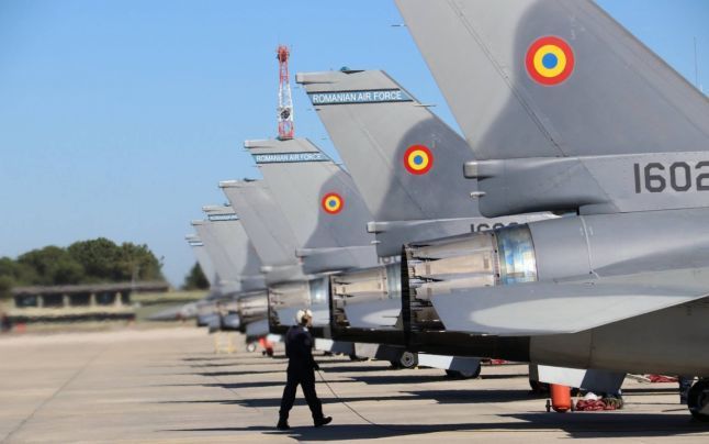 Ministrul Leş: Escadrila F-16 va fi operaţionalizată joi pentru Poliţie Aeriană, sub comandă naţională