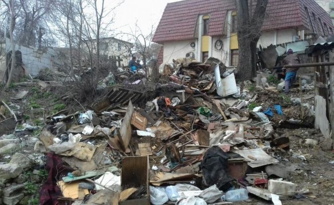 Gunoiştea neautorizată de pe bulevardul Constantin Negruzzi din Chişinău a fost lichidată