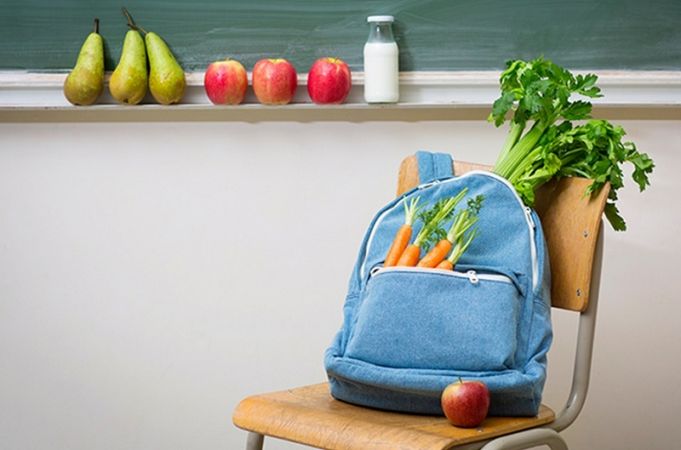 Comisia Europeană alocă României aproape 18 milioane de euro pentru încurajare a consumului de fructe, legume şi lapte în şcoli