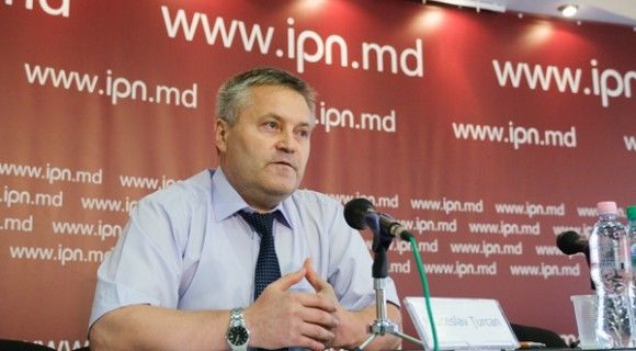 Veaceslav Ţurcan: Fostul şef de Interne de la Tiraspol, răpit vara trecută şi închis într-un penitenciar, este supus periodic torturii