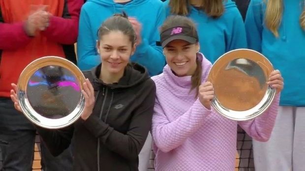 Andreea Mitu şi Sorana Cîrstea sunt campioane de dublu la turneul WTA de la Lugano